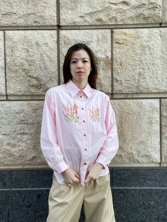Elyse - Pointed Collar Shirt with Coral Wild Flower Print - Light Rose