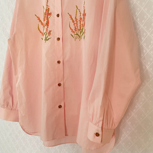 Elyse - Pointed Collar Shirt with Coral Wild Flower Print - Light Rose