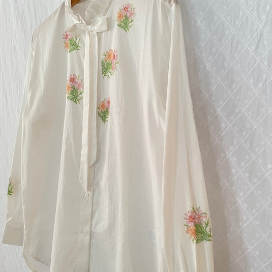 Miley - Ruffle and Ribbon Neck Blouse with Cosmos Flower Print - White