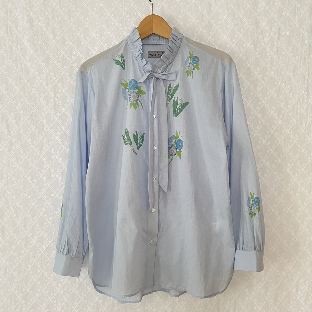 Claire - Ruffle and Ribbon Neck Blouse with Morning Glory Flower Print